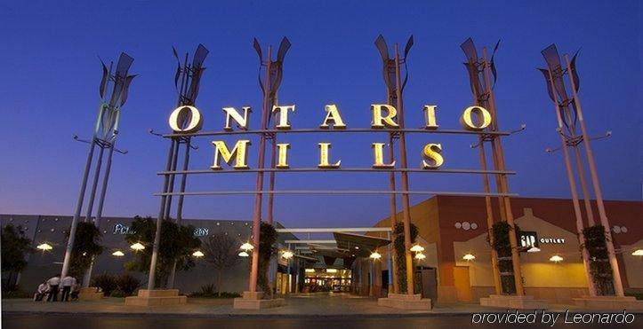Holiday Inn Express Hotel & Suites Ontario Airport-Mills Mall, An Ihg Hotel Ранчо-Кукамонга Зручності фото